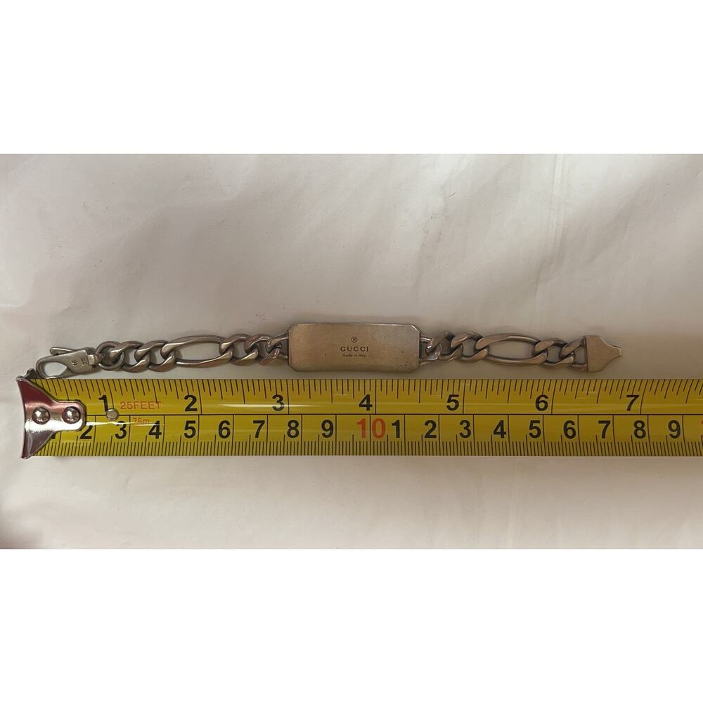 GUCCI Silver GG and Bee Engraved Chain ID Bracelet - Picture 7 of 16